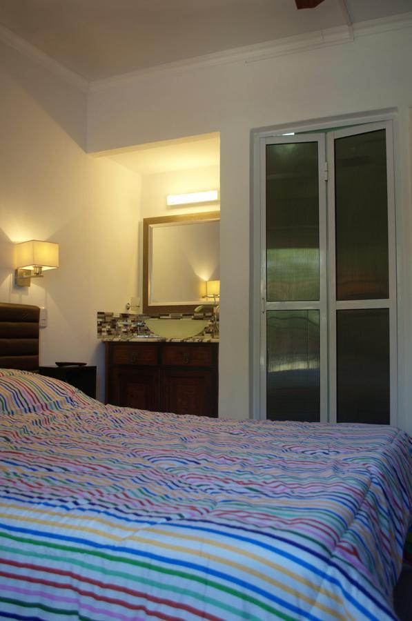Hosteria Robert Villa Gesell Esterno foto